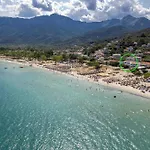 Litus Aureum Case de vacanță *